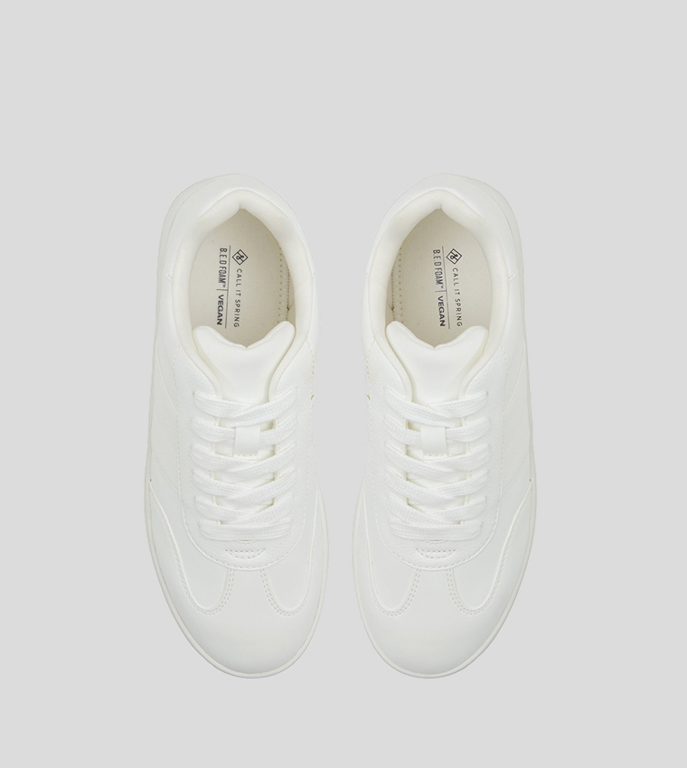 BROOKLYYN Lace-Up Sneakers