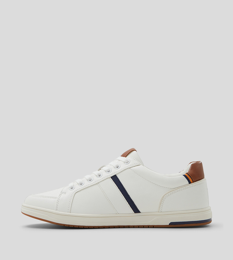 WELTON Round Toe Lace-Up Sneakers
