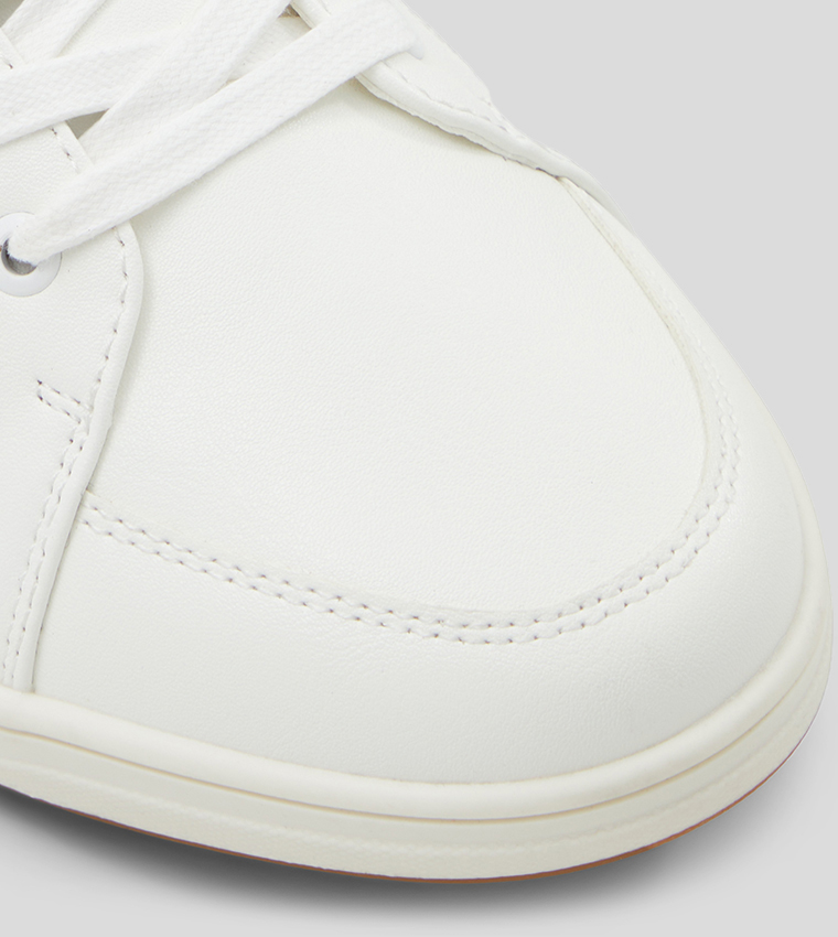 WELTON Round Toe Lace-Up Sneakers