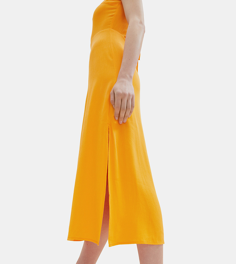 Tie-Back Sleeveless Midi Dress