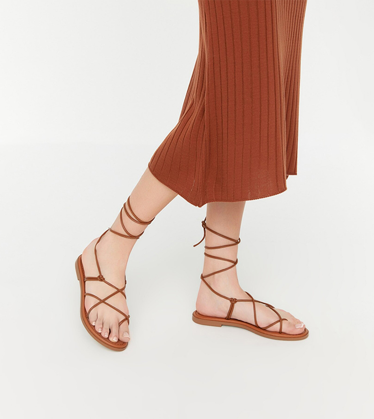 Buy Trendyol Criss Cross Tie Up Flat Sandals In Brown 6thStreet UAE