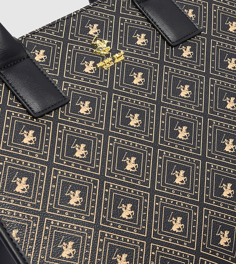 حقيبة توت منقوشة بشعار العلامة التجارية  