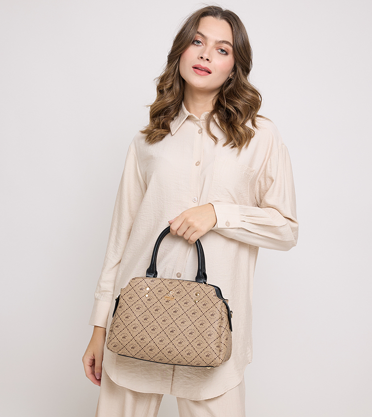 حقيبة ساتشيل بشعار العلامة التجارية