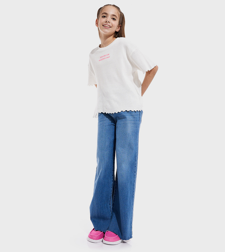 Embroidered Top and Crew Neck and Short Sleeves
