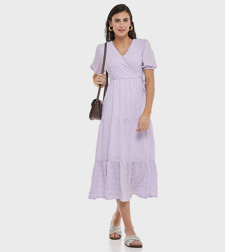 Textured Tiered Dress with V-Neck and Puff Sleeves