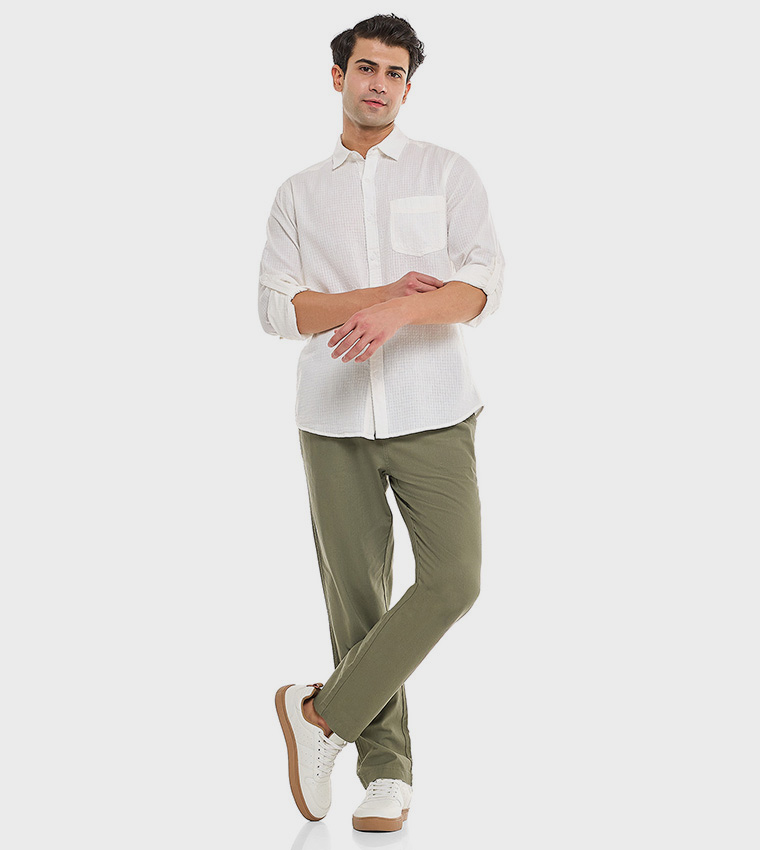 Solid Shirt With Spread Collar and Long Sleeves