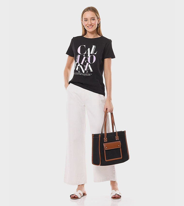 Solid Wide Leg Jeans with Button Closure