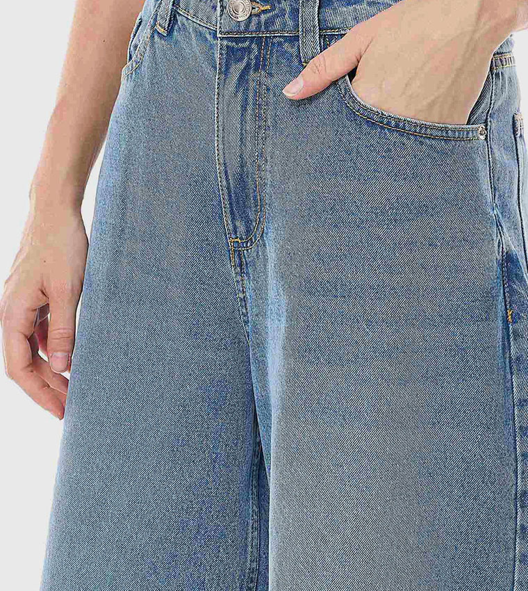 Faded Wide Leg Jeans with Button Closure