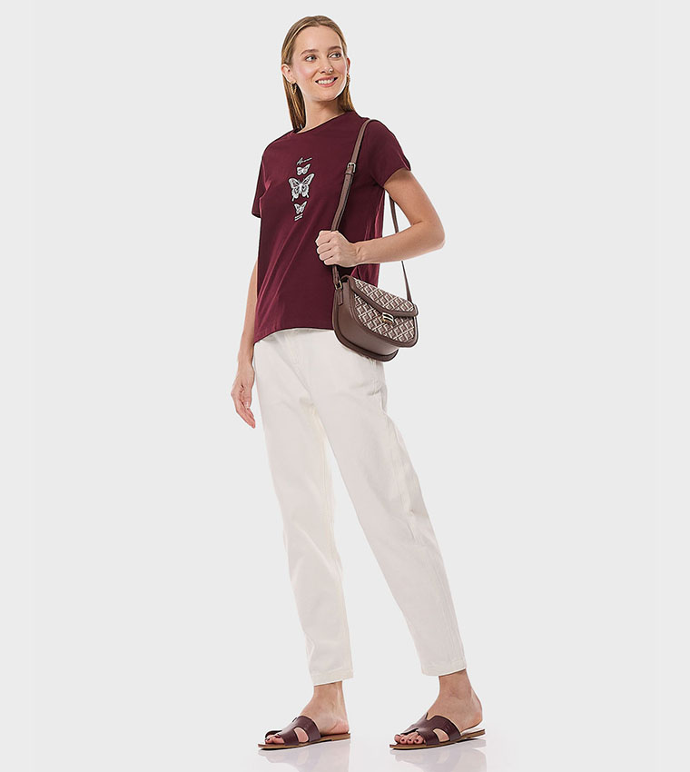 Solid Mom Fit Jeans with Button Closure