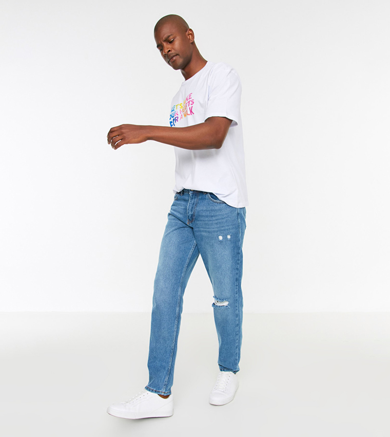 Buy Trendyol Washed Straight Fit Ripped Jeans In Blue 6thStreet Qatar