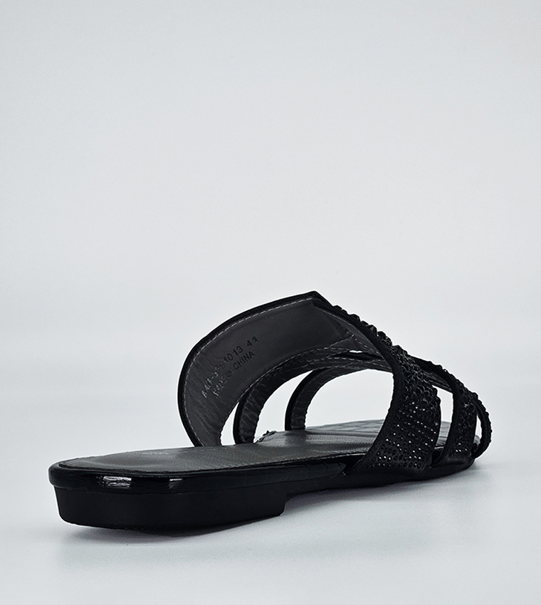 Buy Cuple Croc Textured Embellished Flat Sandals In Black | 6thStreet UAE