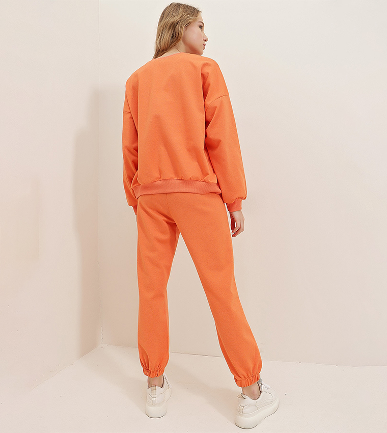 Buy Trend Ala at Stili Solid Two Yarn Basic Tracksuit Set In
