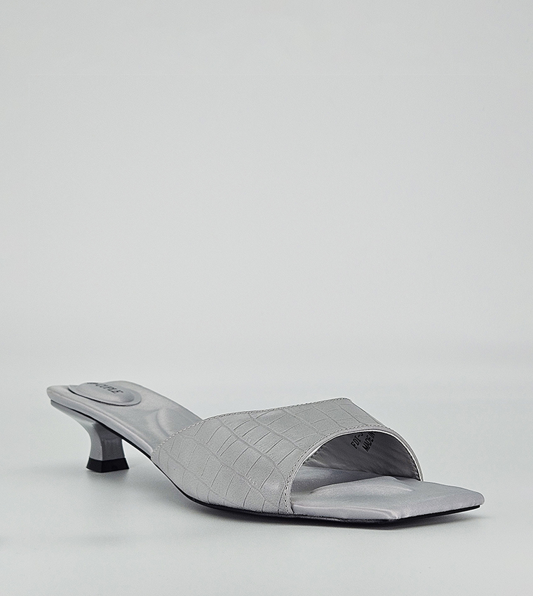 Buy Cuple Textured Kitten Heel Sandals In Grey 6thStreet UAE
