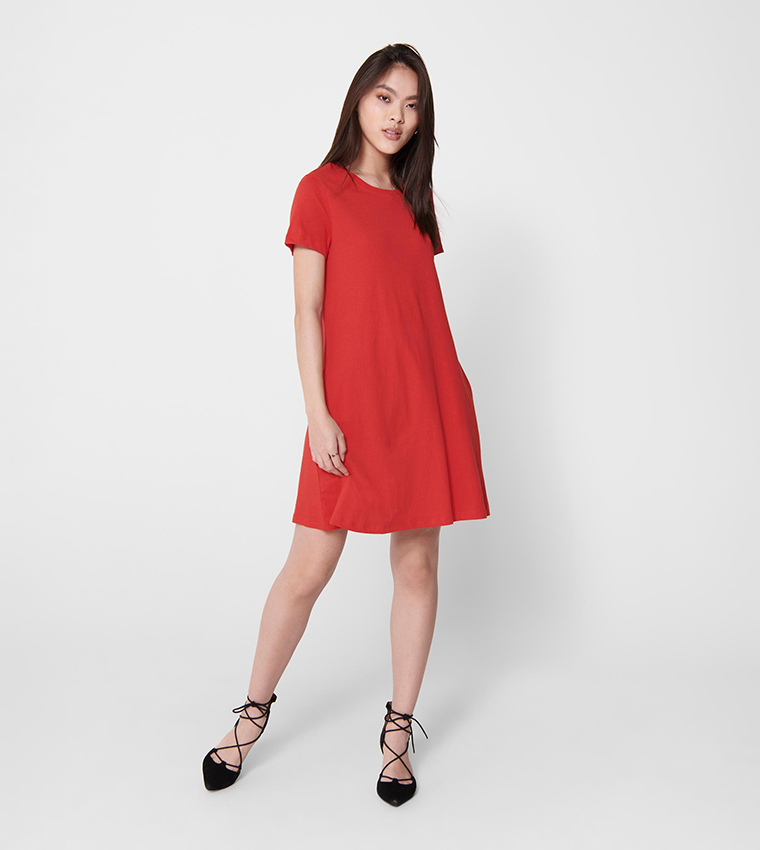 Only online red dress