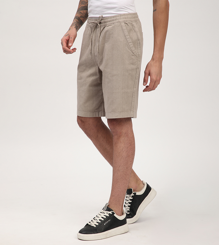 Drawstring Waist Casual Shorts