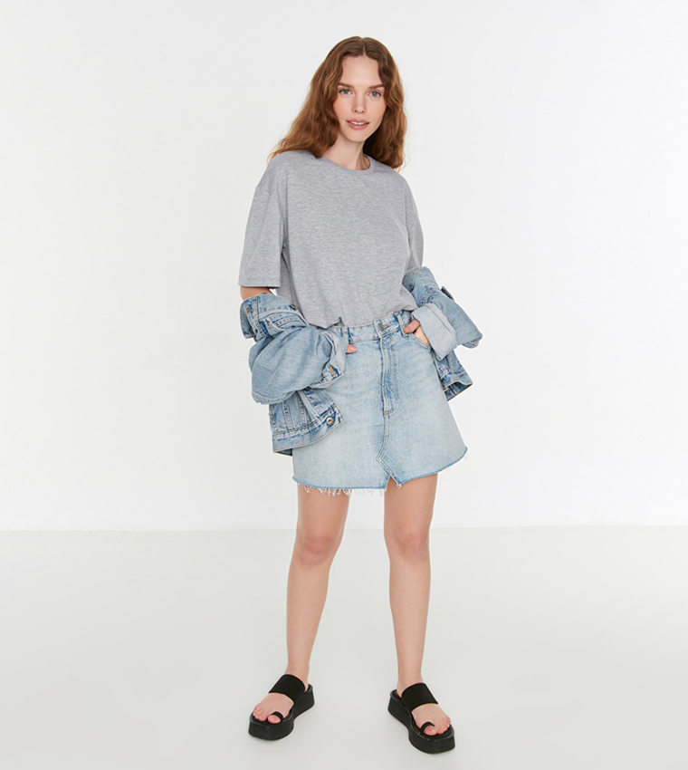 تيشيرت محبوك فضفاض بطبعة