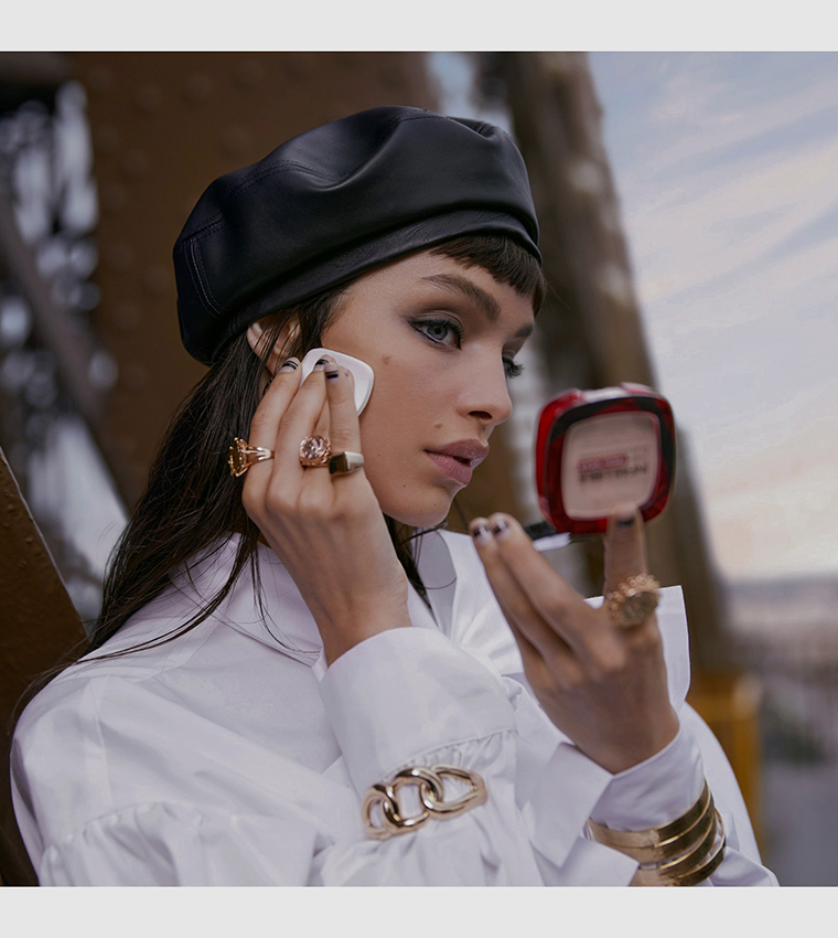 Infaillible 24H Fresh Wear Foundation In A Powder 55g