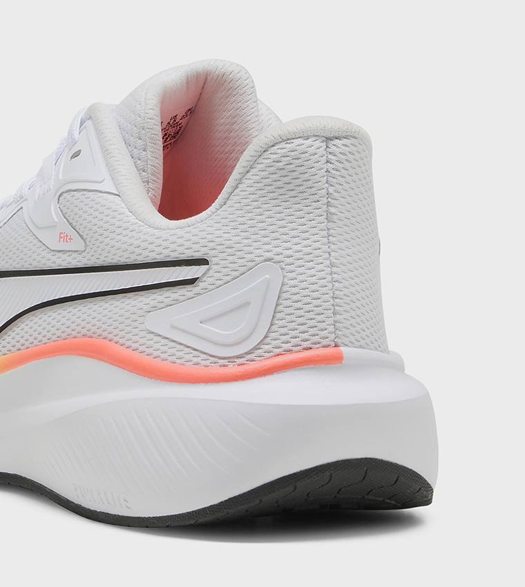 SKYROCKET LITE Runner Sneakers