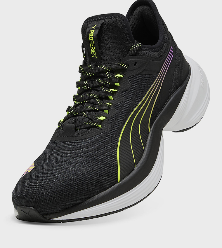 CONDUCT PRO Running Shoes