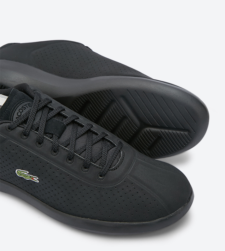 Lacoste avance sneakers hotsell