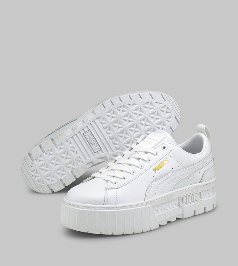 MAYZE Classic Platform Lace-Up Sneakers