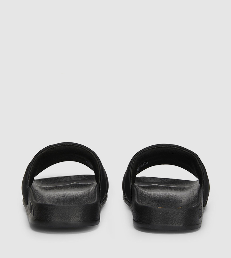 Buy Puma Lead Cat 2.0 Puffy Quilted Slides In Black | 6thStreet Saudi ...