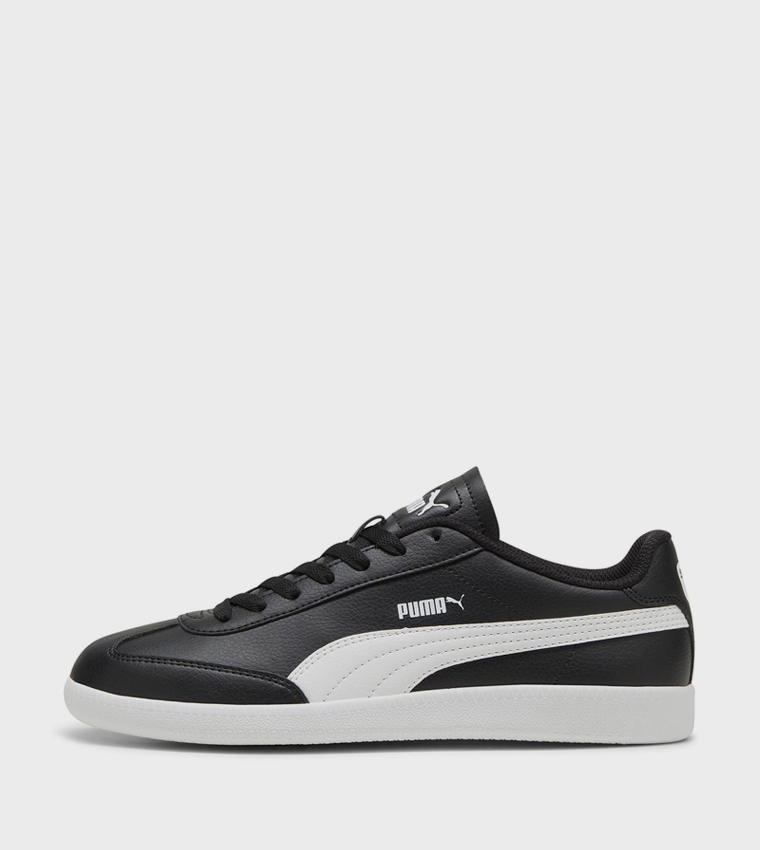 9-T Round Toe Lace-Up Sneakers