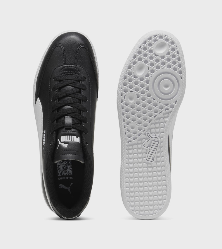 9-T Round Toe Lace-Up Sneakers