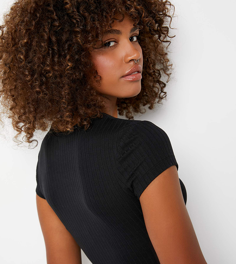 Cut-Out Crop Top