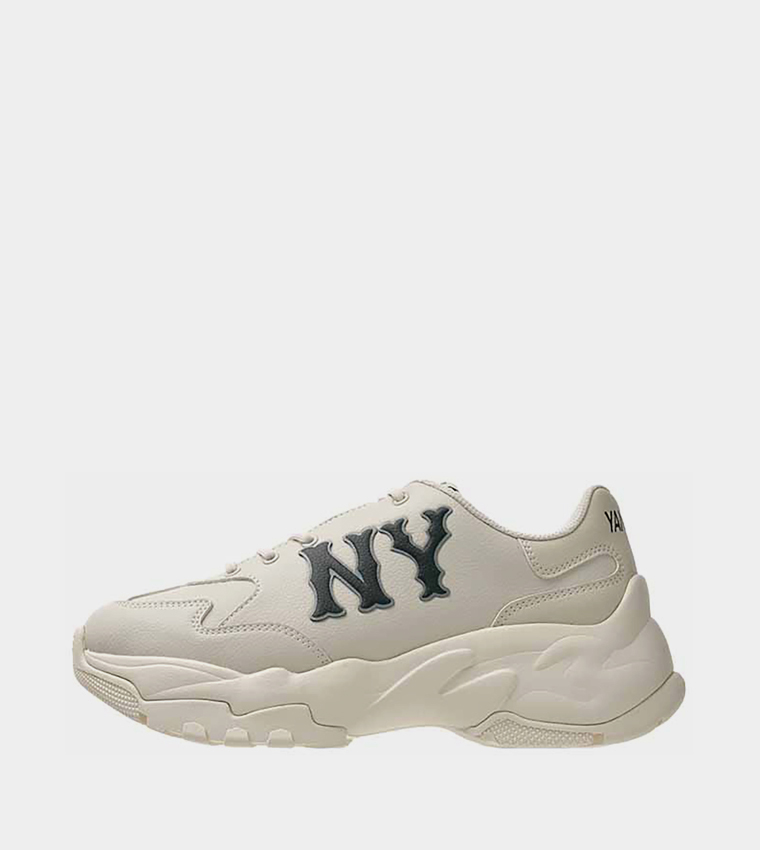 Round Toe Lace-Up Chunky Sneakers