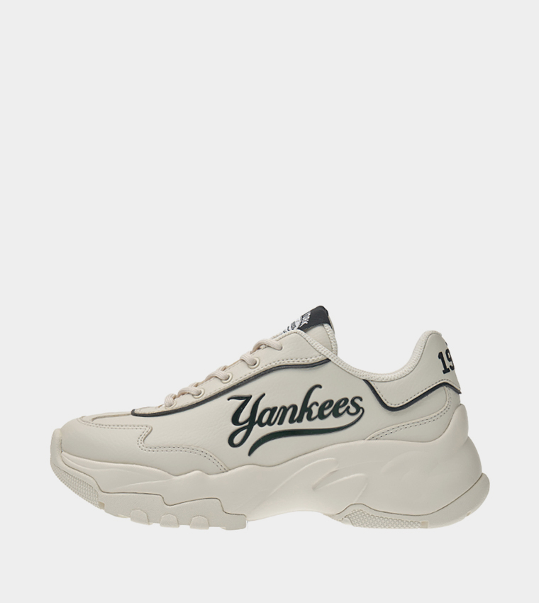 Round Toe Lace-Up Chunky Sneakers