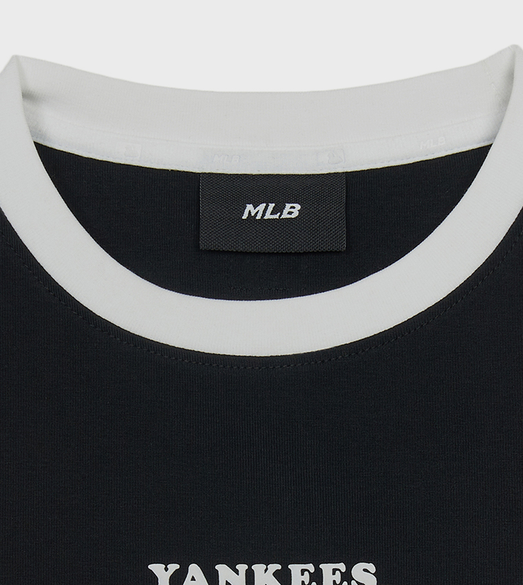 Printed Short Sleeves Crop T-Shirt