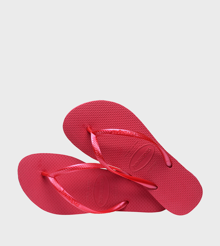 Textured Thong-Strap Flip-Flops
