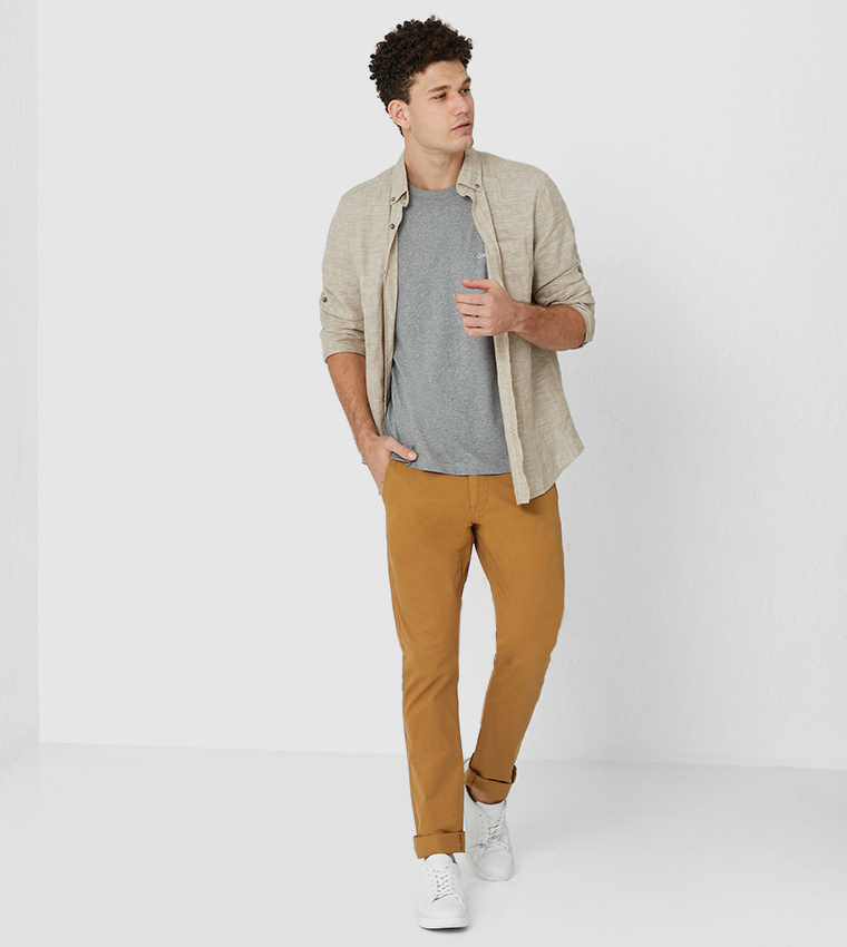 Solid Mid Rise Casual Pants