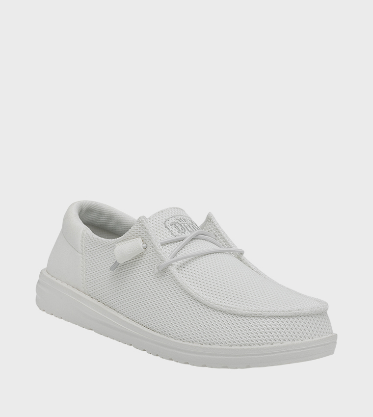 WENDY Funk Textured Slip-On Shoes