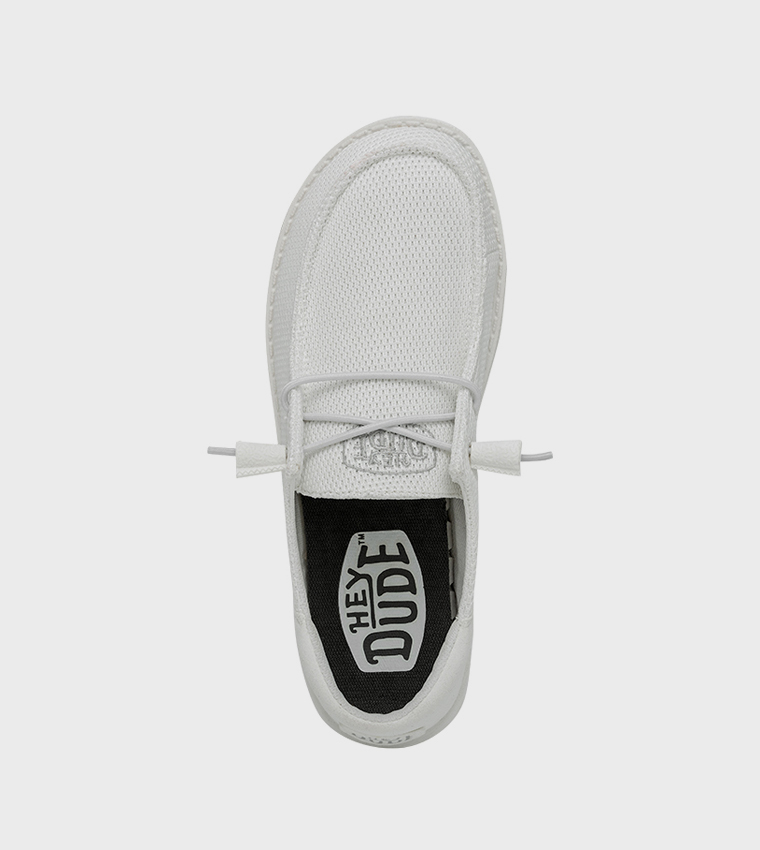 WENDY Funk Textured Slip-On Shoes