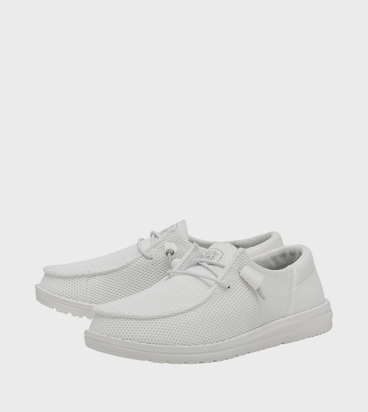 WENDY Funk Textured Slip-On Shoes