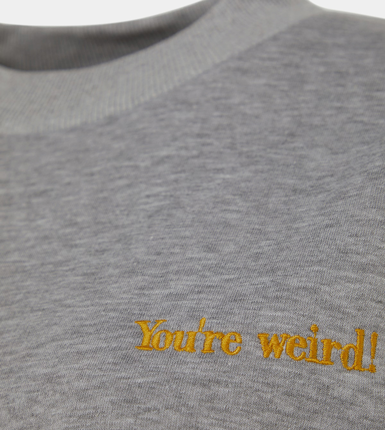 سويتشيرت مطرز