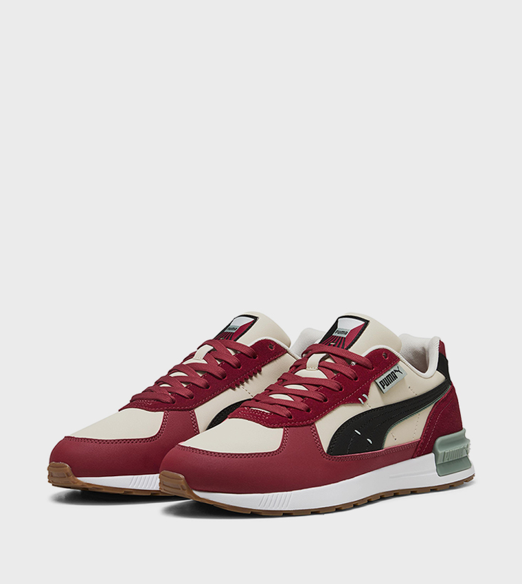 GRAVITON Runner Sneakers