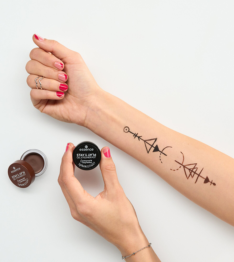 Stay & Play Gel Eyeliner Pot - 02