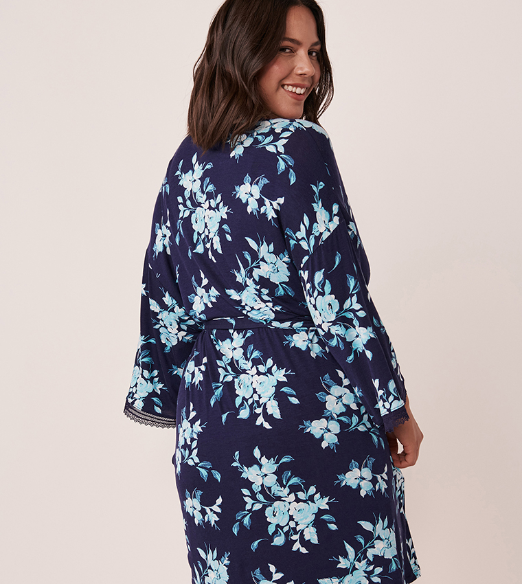 كيمونو جيرسي ناعم بحواف دانتيل