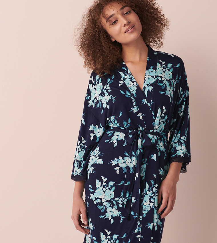 كيمونو جيرسي ناعم بحواف دانتيل