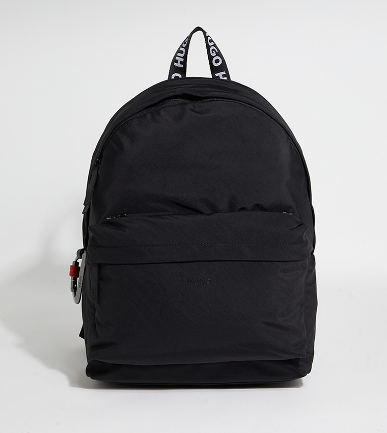 حقيبة ظهر بسحاب وشعار العلامة التجارية 