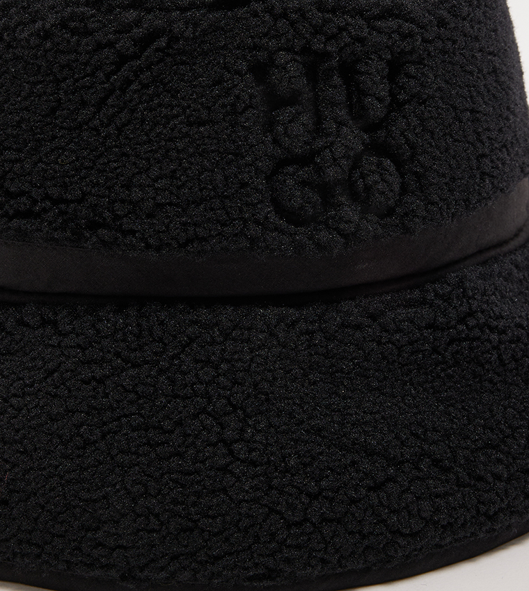 LARRY-TE Fleece Bucket Hat