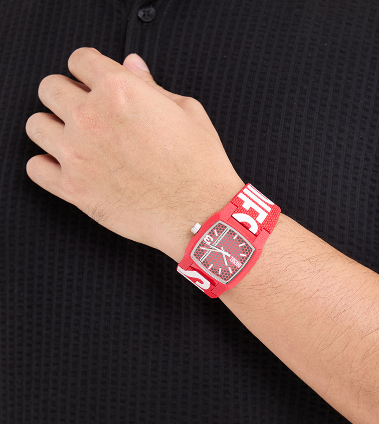 Cliffhanger Analog Watch
