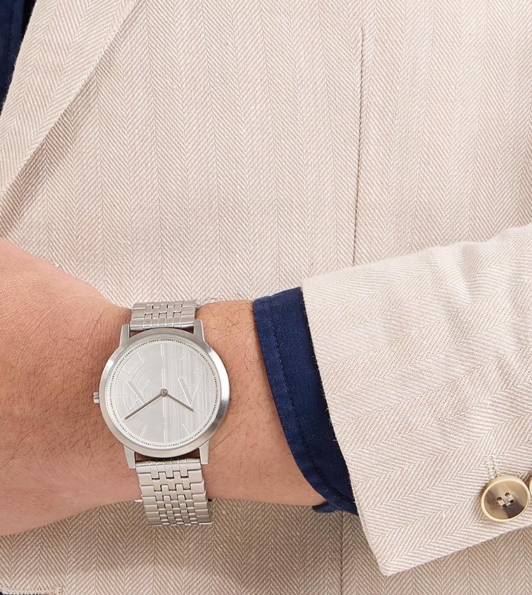 Dale Analog Watch