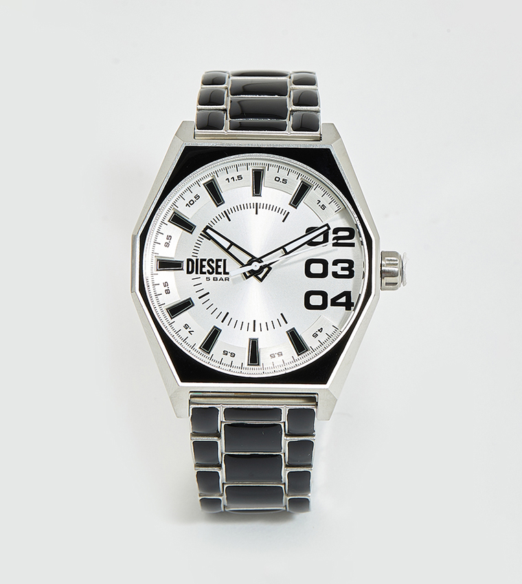 Scraper Analog Watch