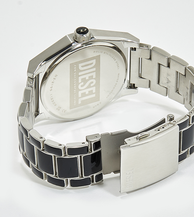 Scraper Analog Watch