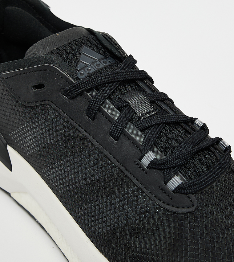 AVRYN Lace-Up Runner Sneakers