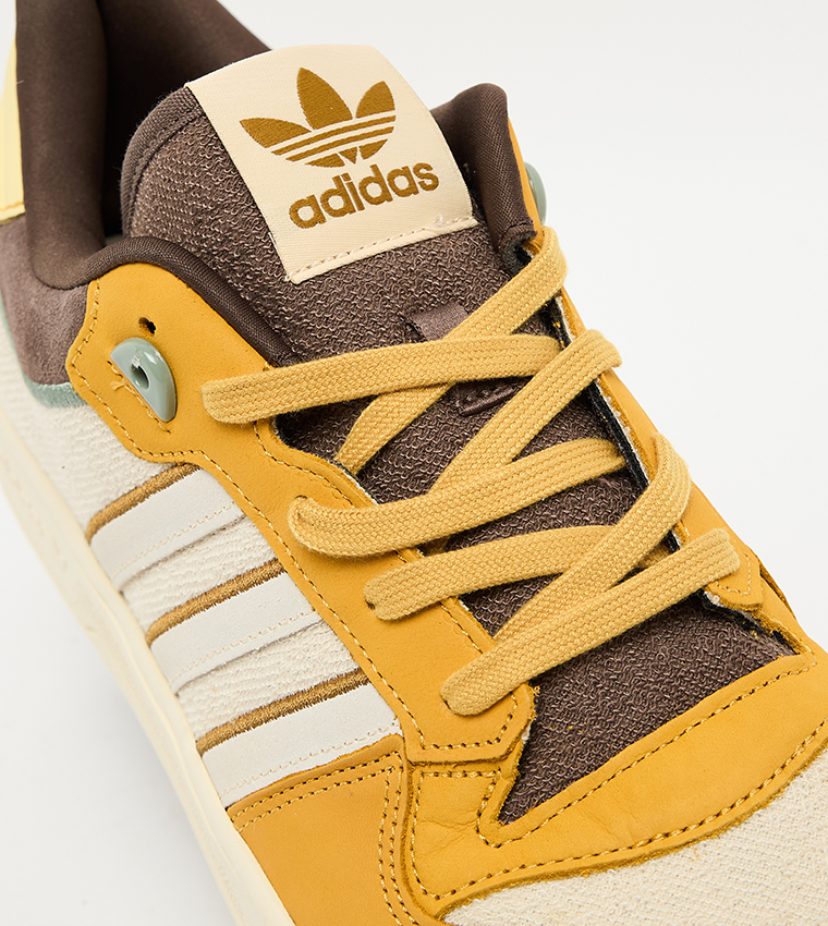 RIVALRY 86 Lace-Up Platform Sneakers